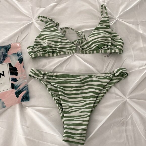 SHEIN NWOT Tanga Zebra Stripe Triangle Bikini - Picture 4 of 12